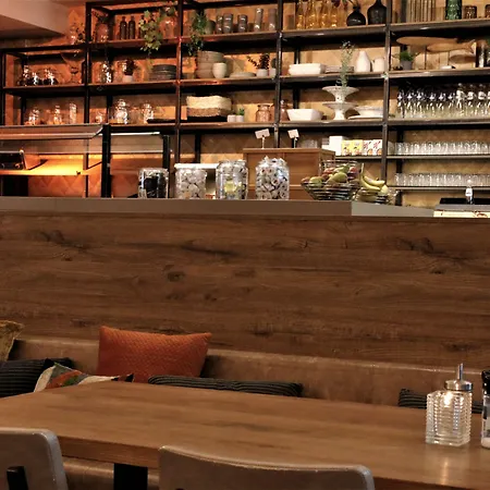 Der Valk Hilversum/ De Witte Bergen הילברסום