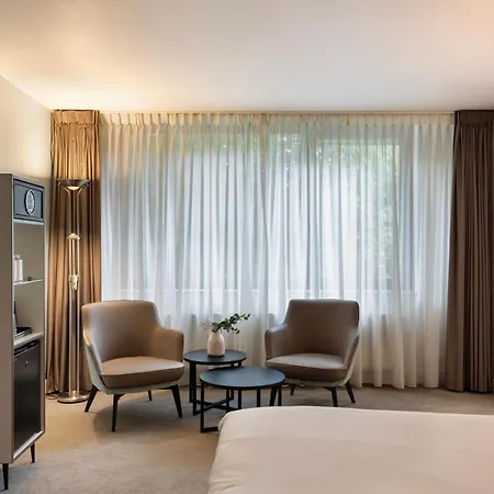 호텔 Der Valk Hilversum/ De Witte Bergen
