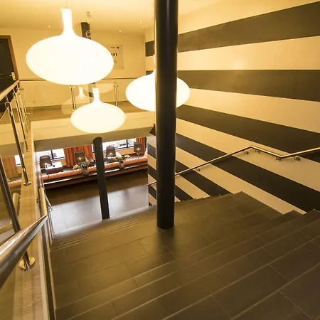 فندق Der Valk Hilversum/ De Witte Bergen 4*