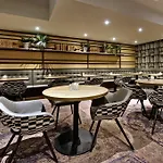 호텔 Der Valk Hilversum/ De Witte Bergen 4*