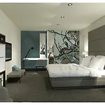 Der Valk Hilversum/ De Witte Bergen 호텔 4*