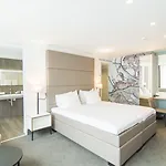 호텔 Der Valk Hilversum/ De Witte Bergen