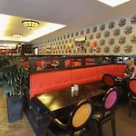 Der Valk Hilversum/ De Witte Bergen 호텔