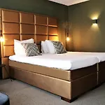 Der Valk Hilversum/ De Witte Bergen 호텔 4*