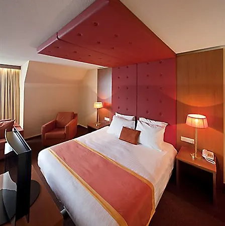 Otel Der Valk Hilversum/ De Witte Bergen 4*