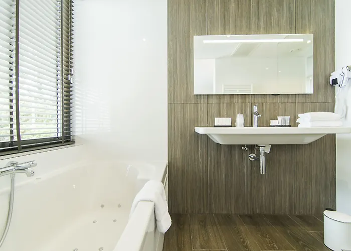 Hotel Der Valk Hilversum/ De Witte Bergen 4*